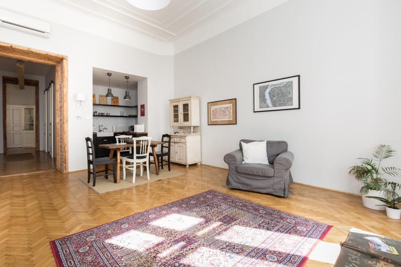 King Rustik & Central Apartment Budapeşte Dış mekan fotoğraf